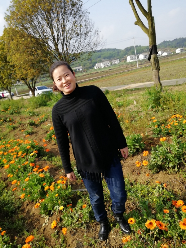 征婚女人的第四张照片--平顶山相亲服务中心