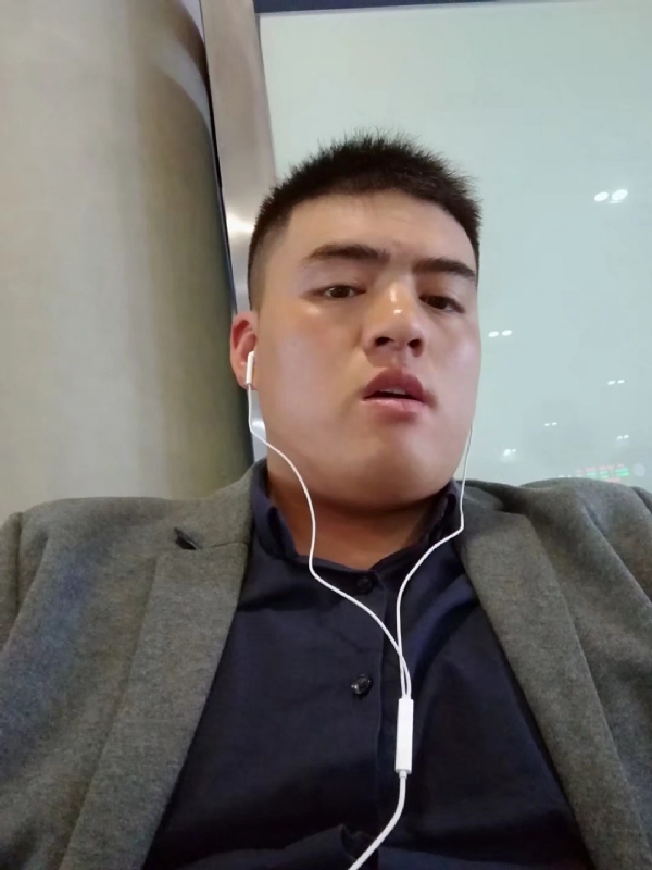 崩沙卡拉卡的第一张照片--平顶山相亲服务中心