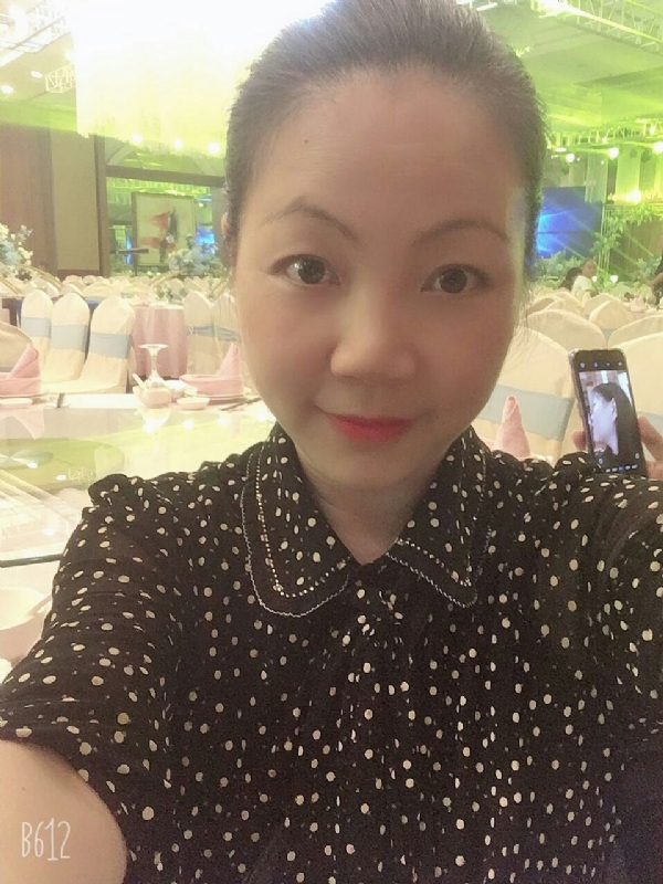 泡沫的第一张照片--平顶山相亲服务中心