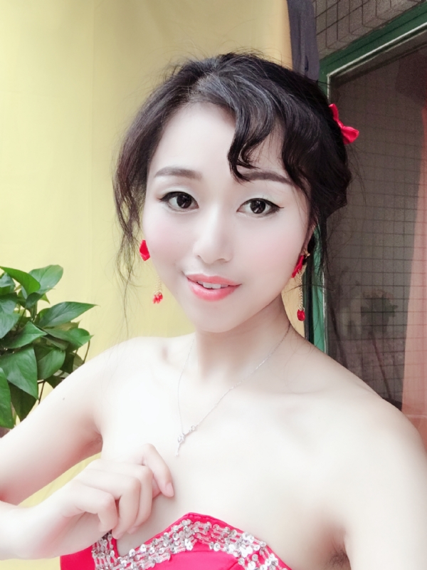 薇薇的第二张照片--平顶山相亲服务中心