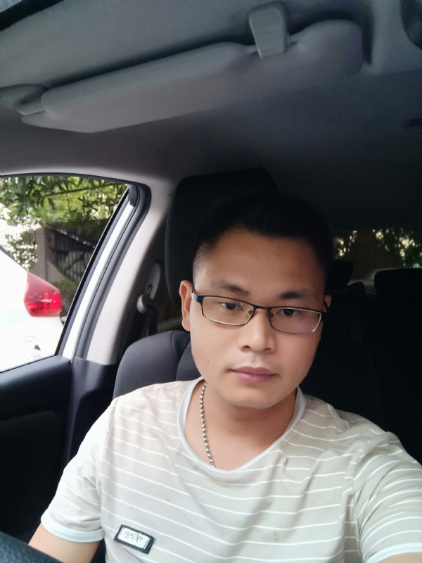 水明的第二张照片--平顶山相亲服务中心