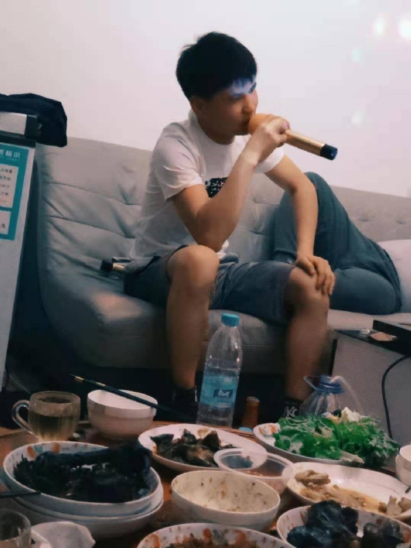 秦成龙的第一张照片--平顶山相亲服务中心