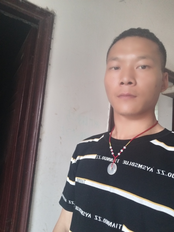 爱，请深爱的第一张照片--平顶山相亲服务中心