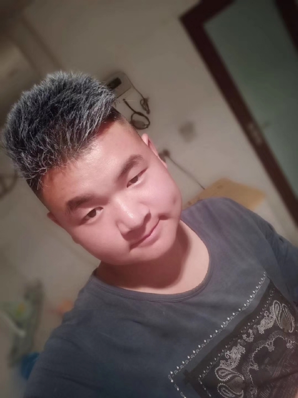 李子木的第一张照片--平顶山相亲服务中心