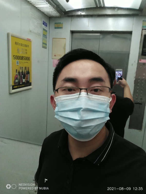 宅男遇上爱的第一张照片--平顶山相亲服务中心