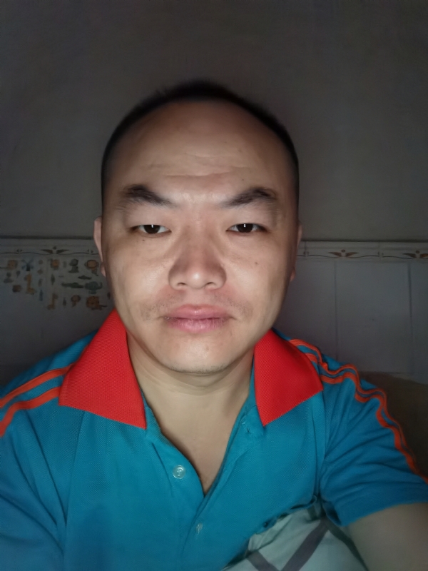 与子携老的第三张照片--平顶山相亲服务中心