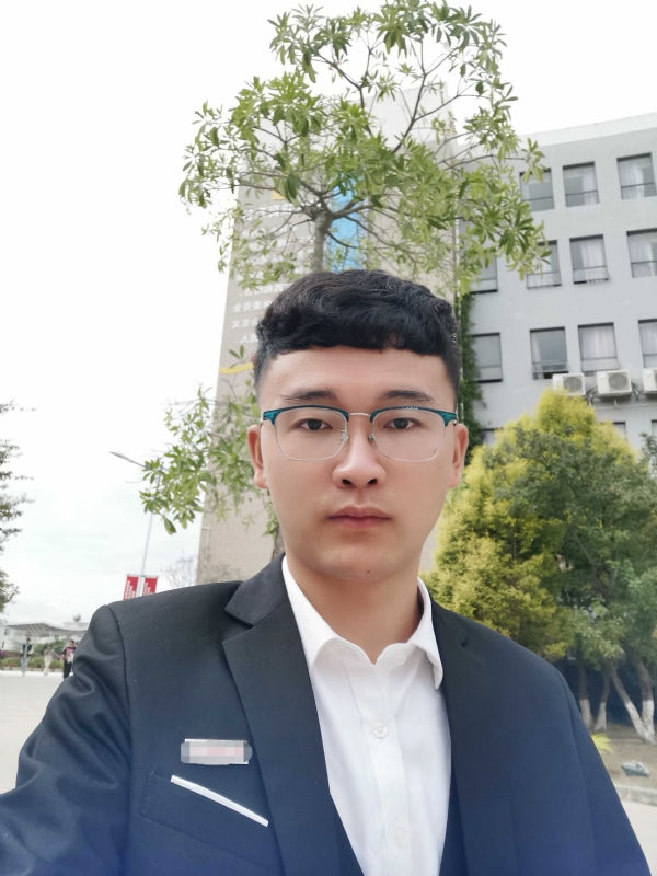 毓文的第一张照片--平顶山相亲服务中心