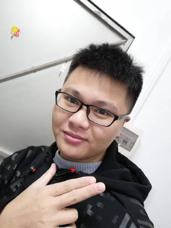 小小梦执的第一张照片--平顶山相亲服务中心