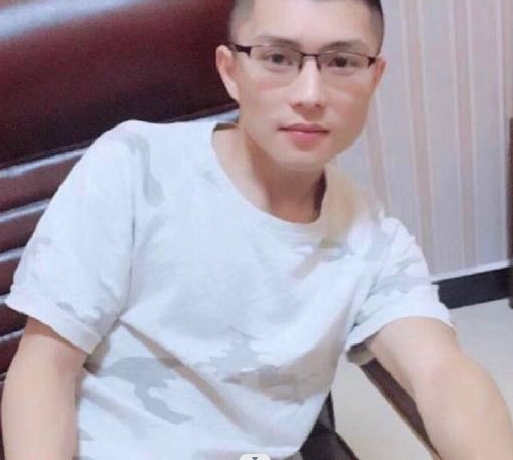 辉辉辉的第一张照片--平顶山相亲服务中心