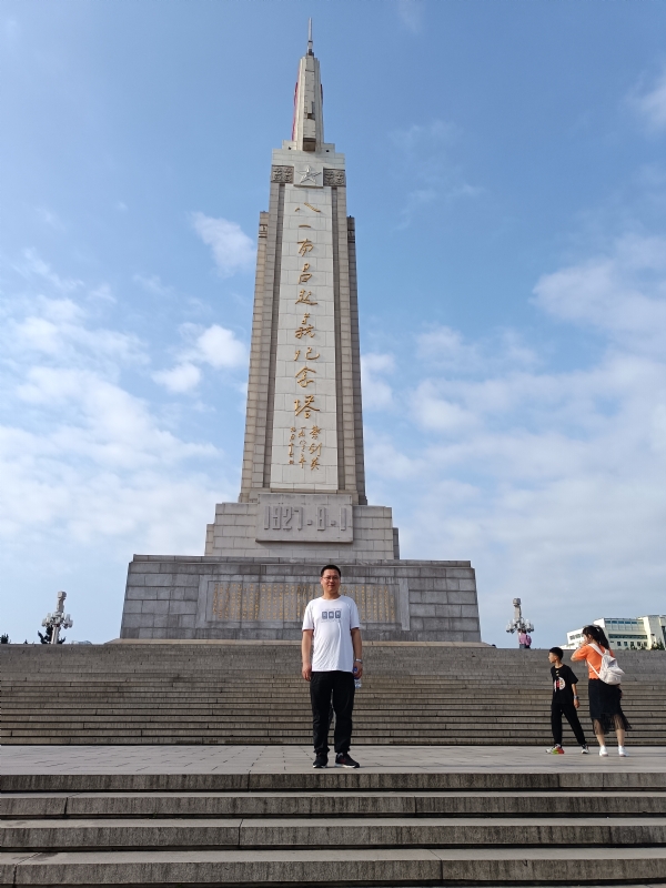 风雨相伴的第二张照片--平顶山相亲服务中心