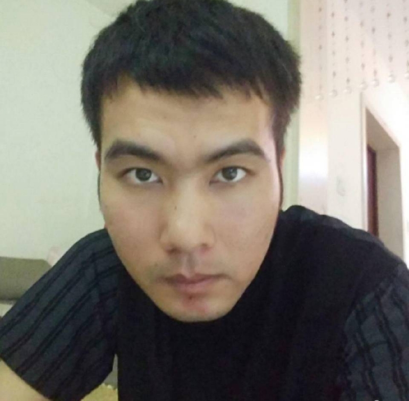 哭泣的小三的第四张照片--平顶山相亲服务中心